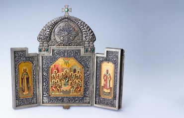 Складень-триптих «Сошествие Святого Духа на апостолов» (центральная часть), на створках Святая Великомученица Варвара и Святой Петр, митрополит Московский